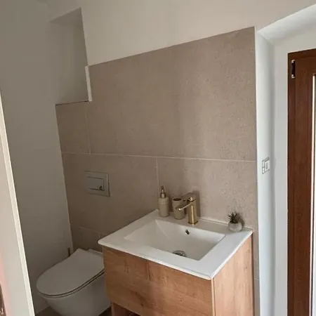 Ii By Guide Apartment