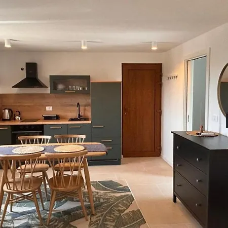 Ii By Guide Apartment Groznjan